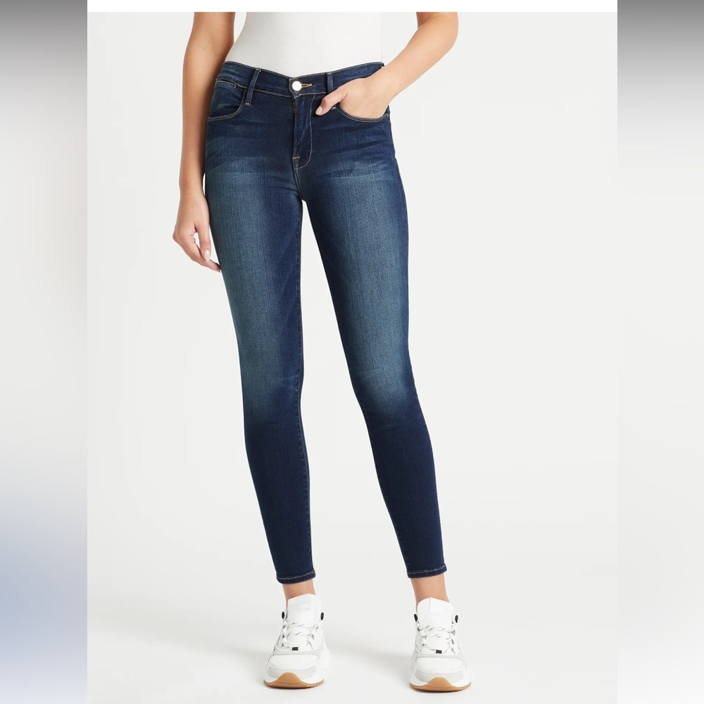Frame Denim Le High Skinny Jean in Colombia Road